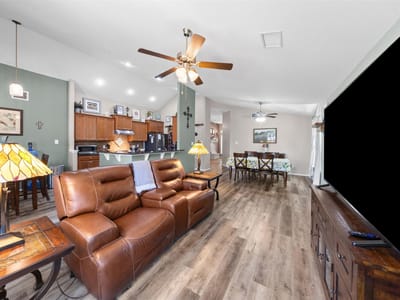 Property photo 2 at 4513 Benvilio DR - 3 bed 2 bath home