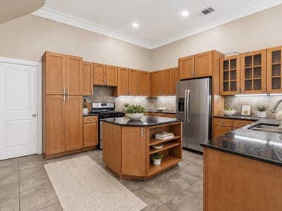 Property photo 4 at 4519 Depew Ave - 7 bed 4 bath home
