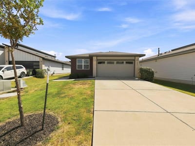 Property photo 2 at 453 Agave Azul WAY - 4 bed 2 bath home
