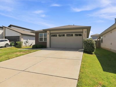 Property photo 4 at 453 Agave Azul WAY - 4 bed 2 bath home