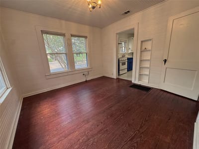 Property photo 3 at 4531 Speedway - 2 bed 1 bath home