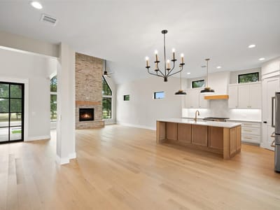 Property photo 5 at 454 Heidi CIR - 4 bed 3 bath home