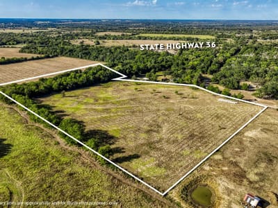 Primary bedroom at 460 County Road 328 - Caldwell, TX
