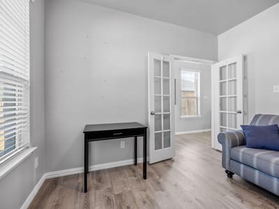 Property photo 5 at 4601 Abergavenny DR - 4 bed 2 bath home
