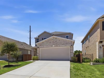 Property photo 3 at 4605 Colmar DR - 4 bed 2 bath home