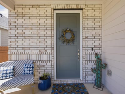 Property photo 4 at 4605 Colmar DR - 4 bed 2 bath home
