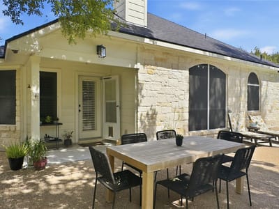 Photo 5 of 33 at 4605 Eagle Feather DR - 4 bed 2 bath home
