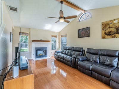 Primary bedroom at 4608 Velasco PL - 3 bed 2 bath home
