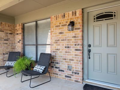 Property photo 3 at 4615 Trail West DR - 3 bed 2 bath home
