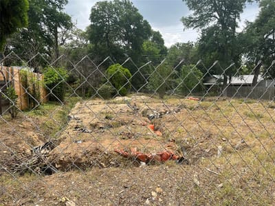 Property photo 3 at 4621 Menchaca RD - Park Forest Sec 01, Austin, TX
