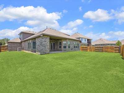 Primary bedroom at 4627 Arques Ave - 5 bed 3 bath home