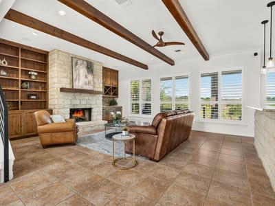 Property photo 4 at 47 Waterfall Dr - 5 bed 4 bath home