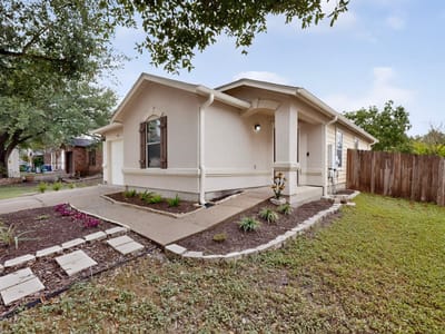 Property photo 5 at 4701 Cypress BND - 2 bed 2 bath home