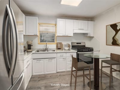Kitchen at 4701 Leslie Ave - 3 bed 1 bath home