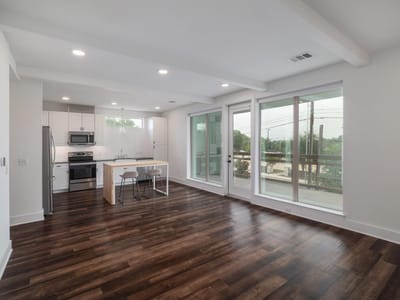 Living area at 4704 Sunset TRL Unit #1201 - 2 bed 2 bath home