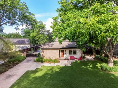 Primary bedroom at 4705 Fairview DR - 4 bed 3 bath home