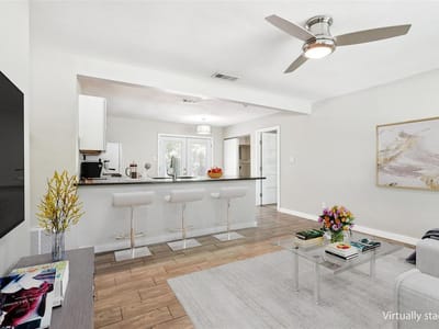 Photo 3 of 24 at 4707 Little Hill Cir - 3 bed 2 bath home