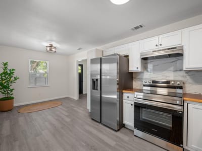 Primary bedroom at 4711 Bandera RD - 3 bed 1 bath home