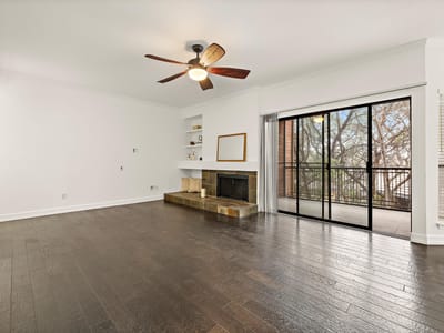 Primary bedroom at 4711 Spicewood Springs Rd Unit #168 - 2 bed 2 bath home