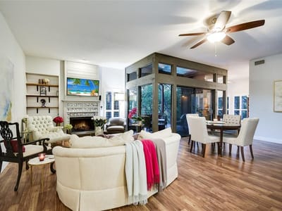 Living area at 4711 Spicewood Springs Rd Unit #8-148 - 2 bed 2 bath home