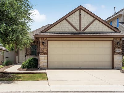 Living area at 4719 Portillo WAY - 3 bed 2 bath home