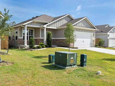 Property photo 2 at 472 Josey Wales DR - 4 bed 3 bath home