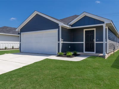 Primary bedroom at 472 Sandringham Loop - 3 bed 2 bath home