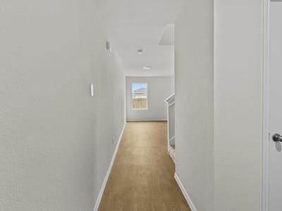 Living area at 474 Low Pasture TRL - 5 bed 2 bath home