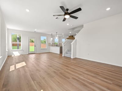 Property photo 4 at 475 Ebbsfleet DR - 3 bed 2 bath home