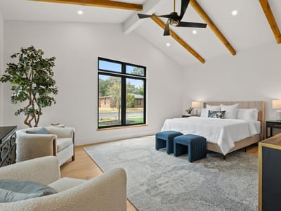 Property photo 4 at 4801 W Frances PL - 5 bed 4 bath home