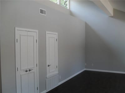 Property photo 4 at 4804 Greystone DR - 4 bed 2 bath home