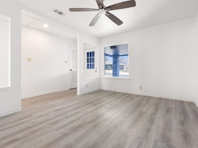 Property photo 4 at 4806 Carsonhill DR - 3 bed 2 bath home