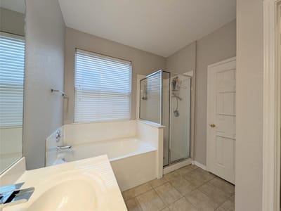 Photo 4 of 20 at 4810 Virginia Dare LN Unit #88 - 4 bed 2 bath home