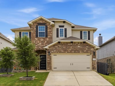 Living area at 483 Algaroba Loop - 5 bed 3 bath home