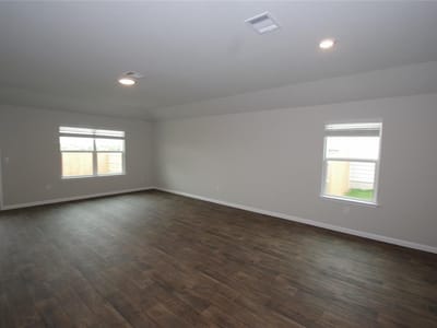 Living area at 484 Dove TRL - 4 bed 2 bath home