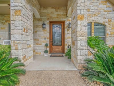 Photo 5 of 40 at 4848 Stony BRK - 4 bed 3 bath home