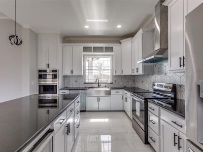 Primary bedroom at 485 Post Oak - 4 bed 3 bath home