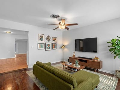 Property photo 4 at 4900 Eastdale DR - 3 bed 1 bath home