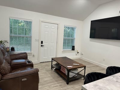 Property photo 3 at 4900 Krischke RD - 3 bed 2 bath home