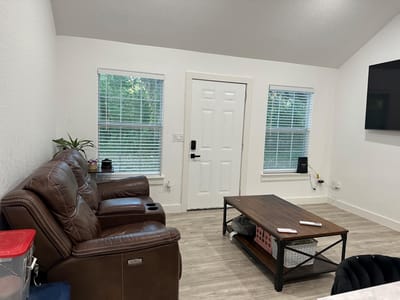 Property photo 4 at 4900 Krischke RD - 3 bed 2 bath home