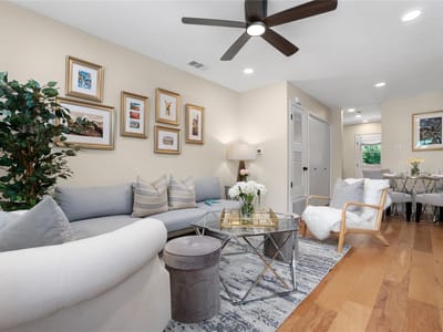 Living area at 4903 Richmond Ave Unit #B - 2 bed 1 bath home