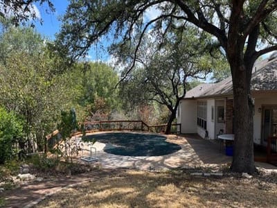Photo 4 of 10 at 4904 Backtrail Dr - 5 bed 4 bath home