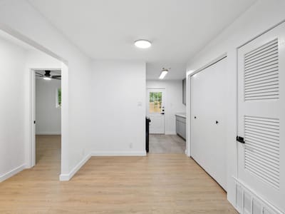 Property photo 5 at 4908 Hawk CV Unit #2 - 2 bed 1 bath home