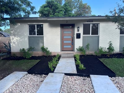 Living area at 4908 Hawk CV Unit #2 - 2 bed 1 bath home