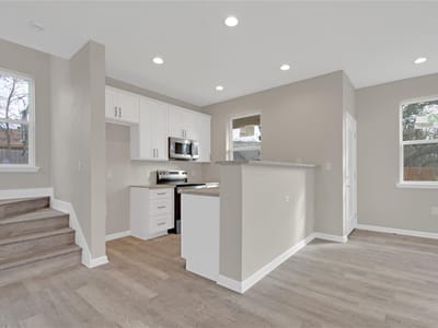 Property photo 3 at 4913 Single Shot #B CIR Unit #B - 2 bed 2 bath home
