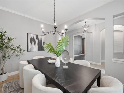 Property photo 5 at 4928 Julian Alps - 4 bed 4 bath home
