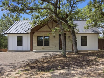 Living area at 495 Cypress Trail LOOP - 3 bed 2 bath home