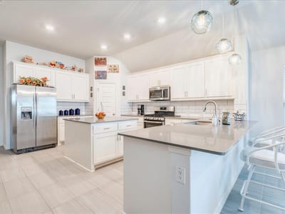 Kitchen at 499 Coyote Creek WAY - 3 bed 2 bath home