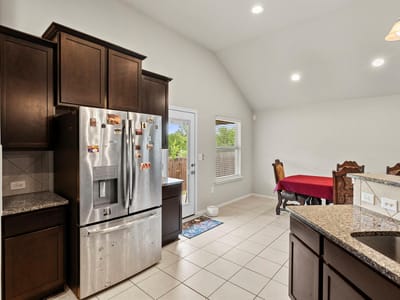 Primary bedroom at 499 Eagle Brook LN - 4 bed 3 bath home