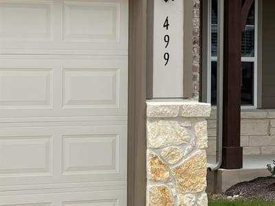 Living area at 499 Tree Nut LOOP - 3 bed 2 bath home